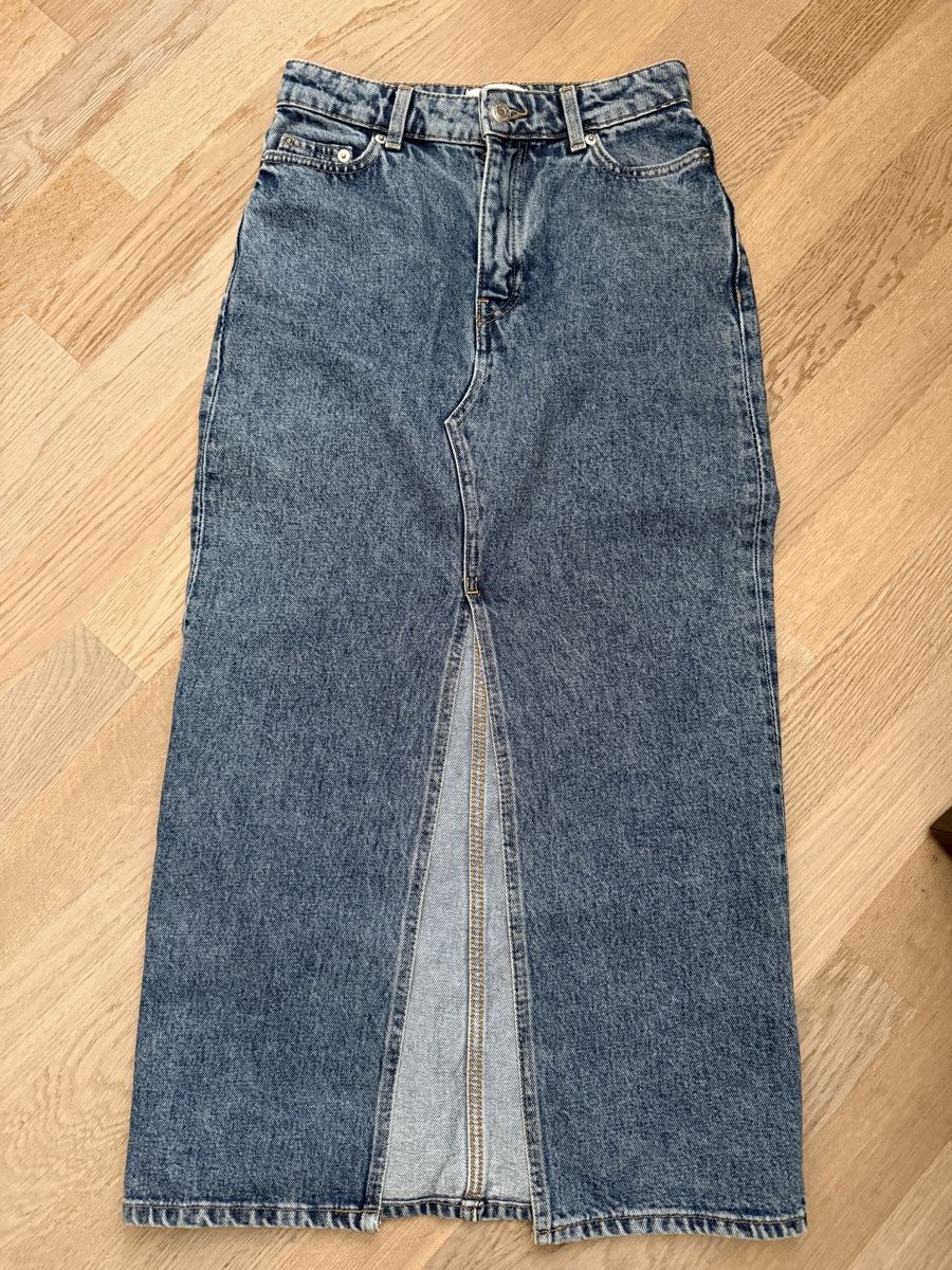 H&M Gonne: Jeansrock lang blau Grösse 32 H&M – Usato da Rubigen venduto da Elmacino
