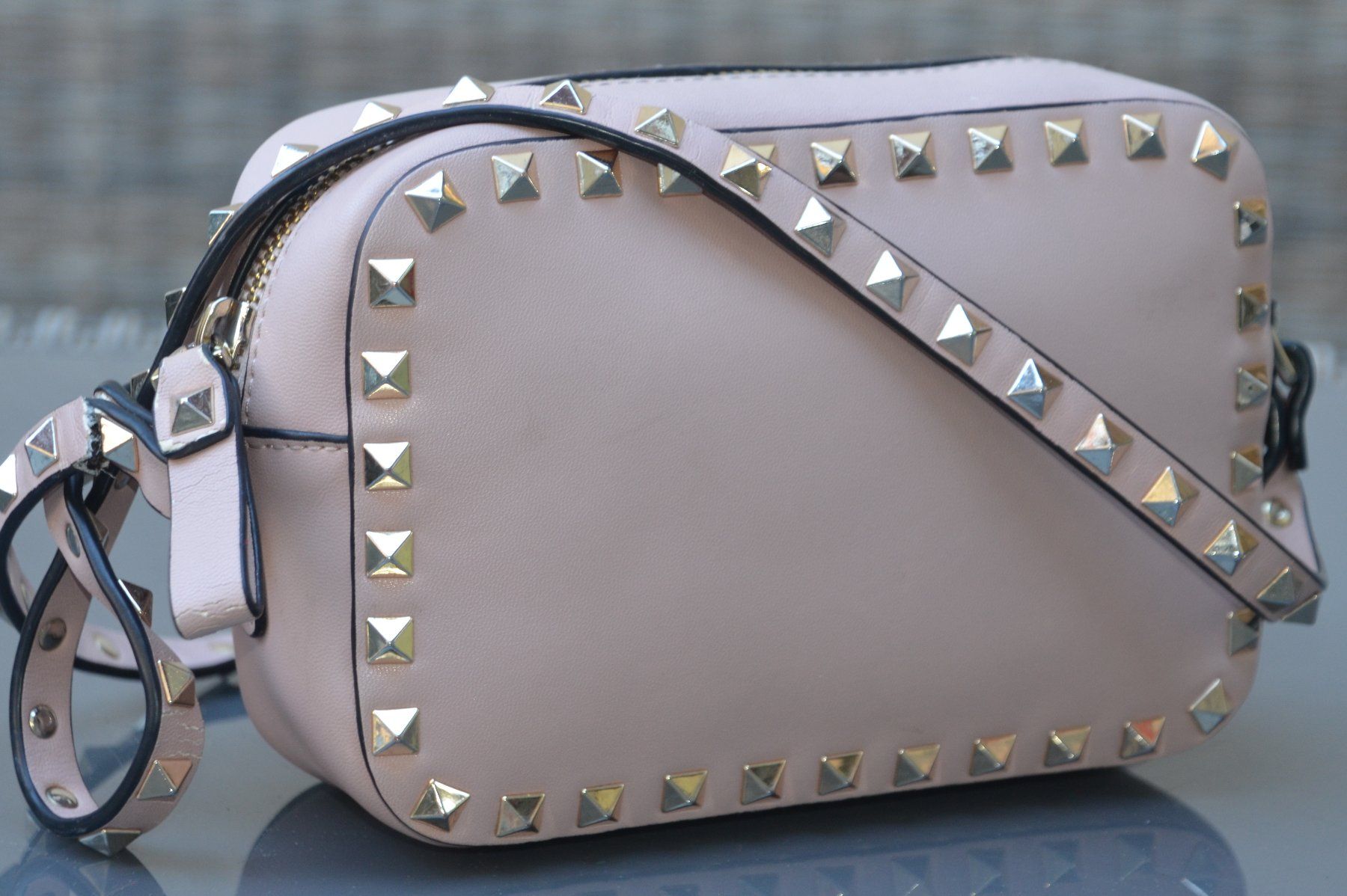 Valentino Borse da donna: Valentino Ruckstud Tasche / sac – Nuovo (secondo la descrizione) da Collonges venduto da Auganien 5