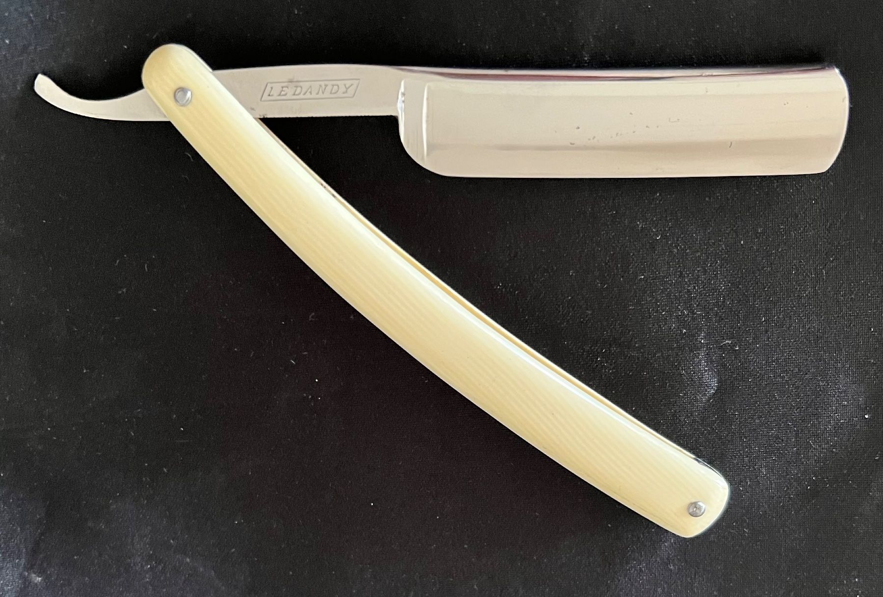 Besteck: Rasiermesser Le Dandy Thiers-Issard 41 5/8 – Gebraucht aus Petit-Lancy von Hastala42 1
