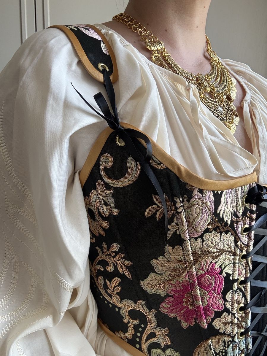 Top: Korsett Barock / Rococo  schwarz mit Gold  – Nuovo e nell'imballaggio originale da Oensingen venduto da Chicotus 4