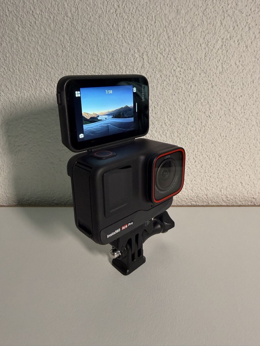 Insta360 Action Cam: Insta 360 ace pro – Gebraucht aus Dällikon von nuyoricas
