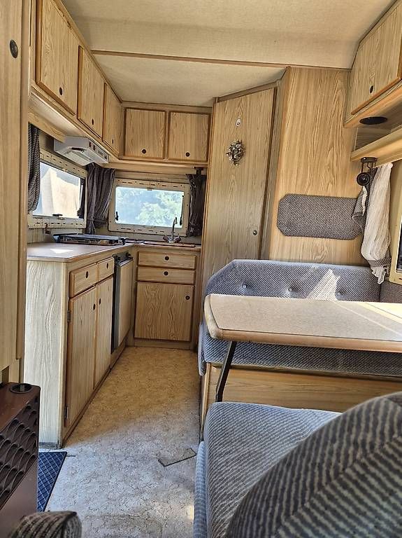 Veicoli da campeggio: Camper Eura Mobil, cabina Ford Transit – Usato da Arogno venduto da wal_hk7y 3