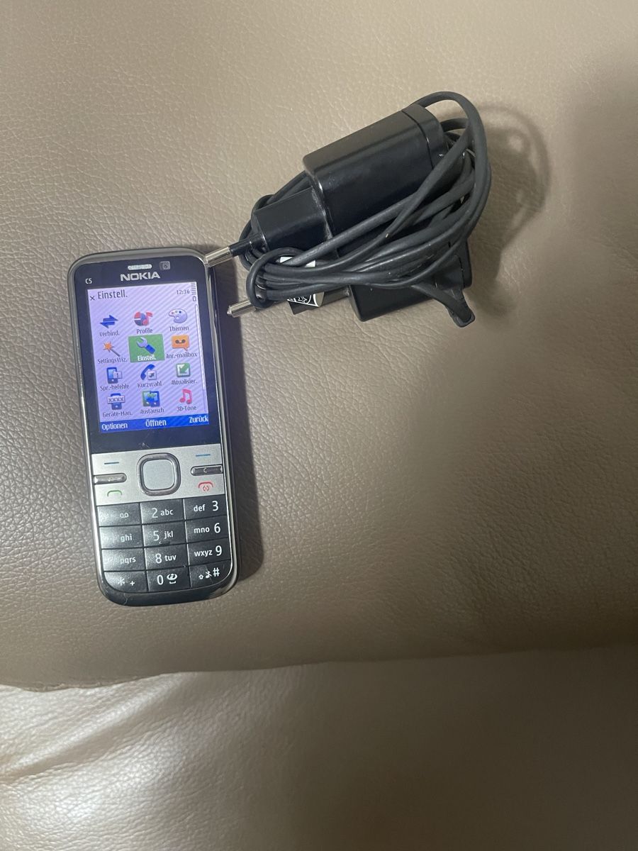 Nokia Telefoni cellulari / Smartphones: Nokia C-5-002 – Usato da Regensdorf venduto da mex5145 3