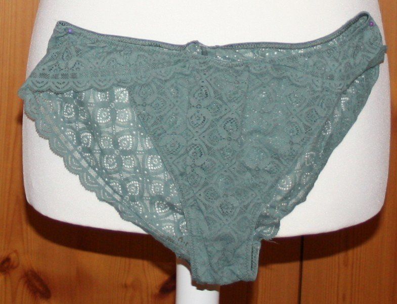 Altra biancheria intima: Hose grün Gr. L (33) – Usato da Flüelen venduto da Diversicum-Textil