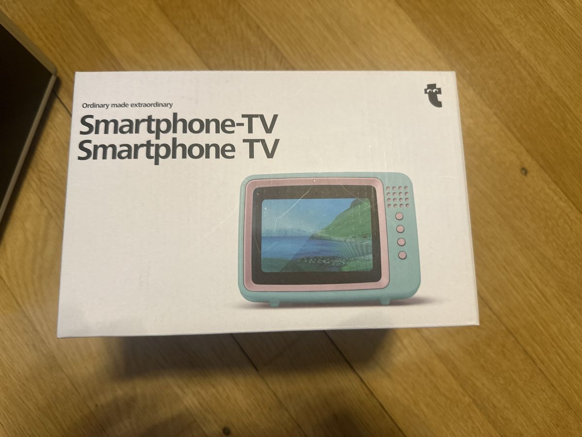 Supporti a parete: Smartphone-TV in OVP, neu – Nuovo e nell'imballaggio originale da Basel venduto da _crisou_
