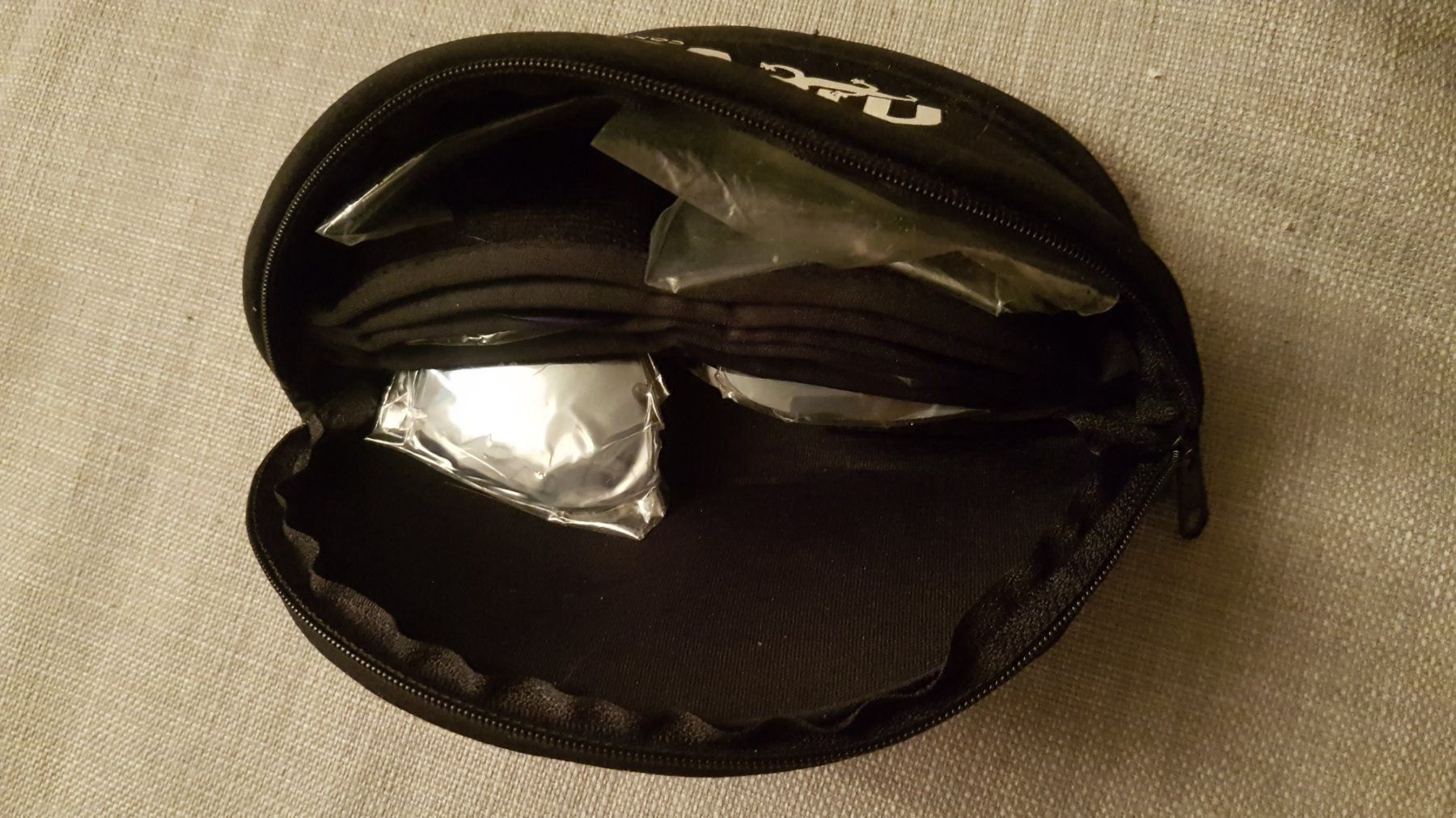 Altro in  Abbigliamento & Accessori: Mojave Brillen-Etui und div. Gläser – Usato da Oberengstringen venduto da Asteroid56 2