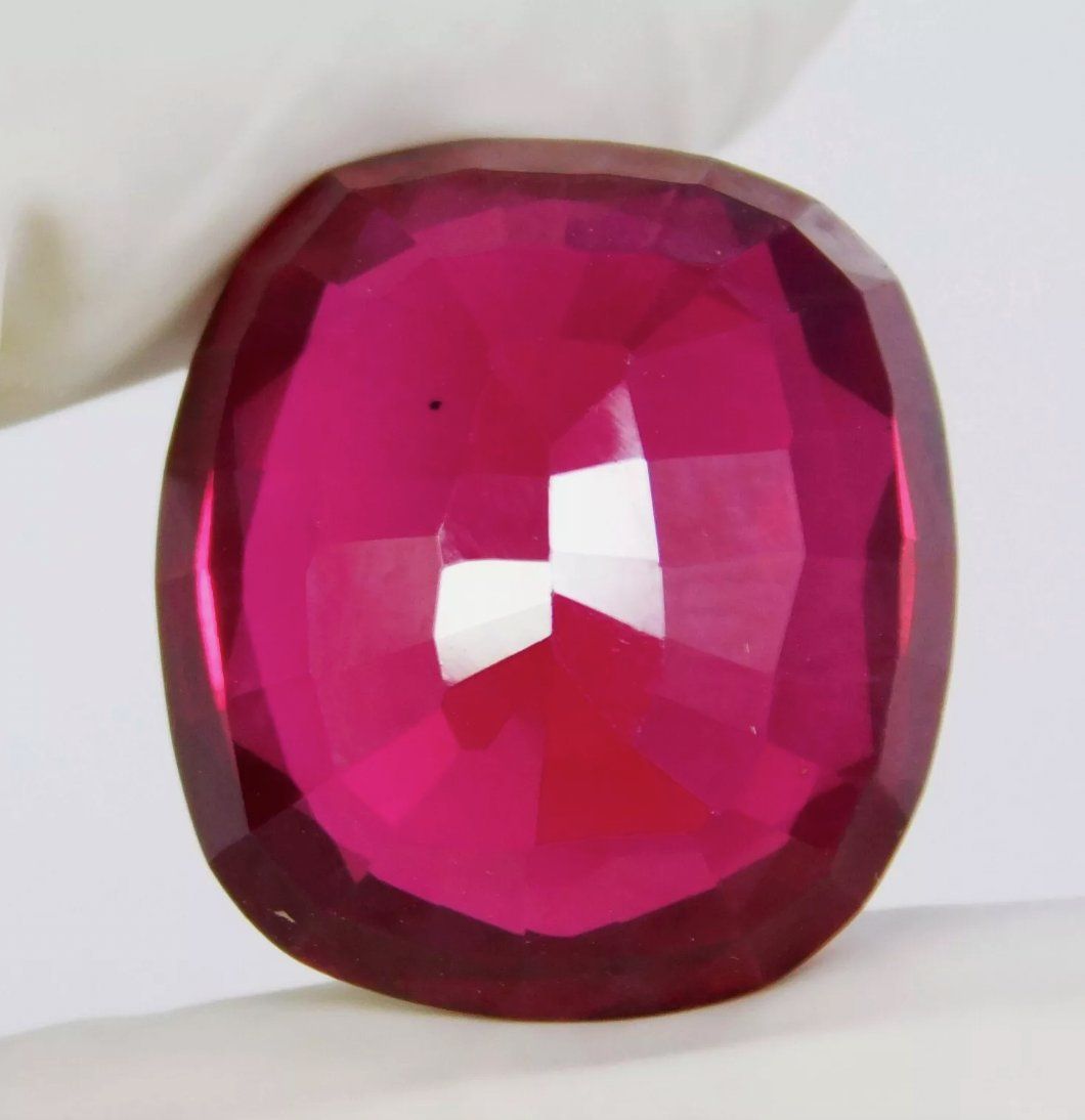 Pietre preziose: Certified 26.50 Ct – Nuovo e nell'imballaggio originale da Genève venduto da AWWA 1