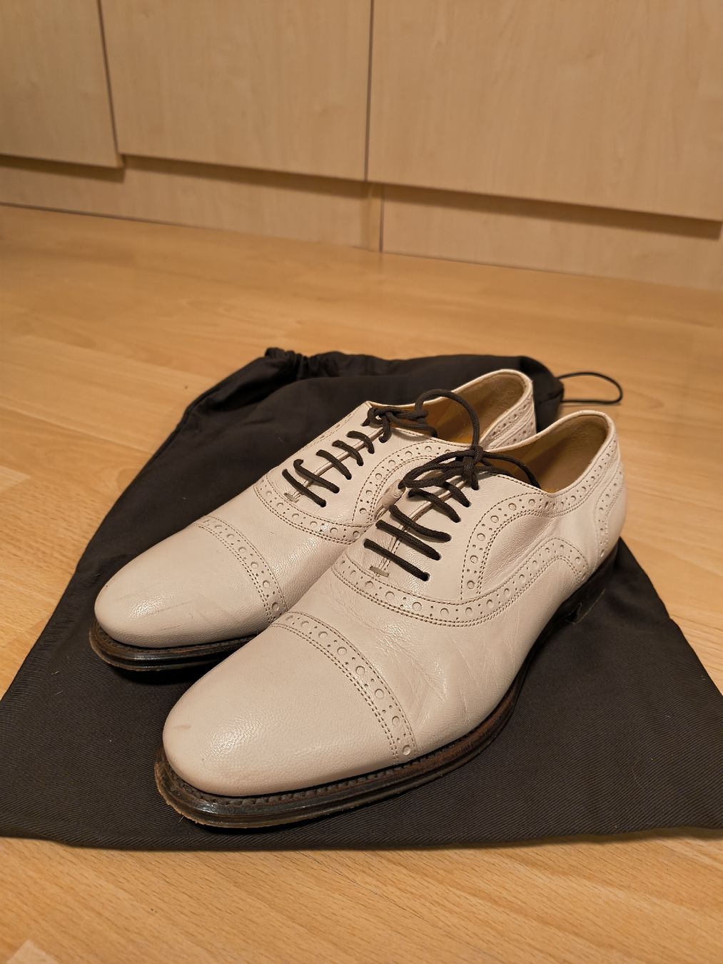 Gucci Scarpe da donna: Gucci Halbschuhe Leder creme – Usato da Zürich venduto da laribuechel 1