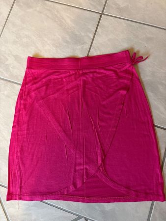 Sommerrock Wickeloptik Pink XS - perfekt für den Strand!