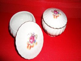 2x Vintage Bonbonnieren, Schmuckdosen mit Rosenmuster, Top!