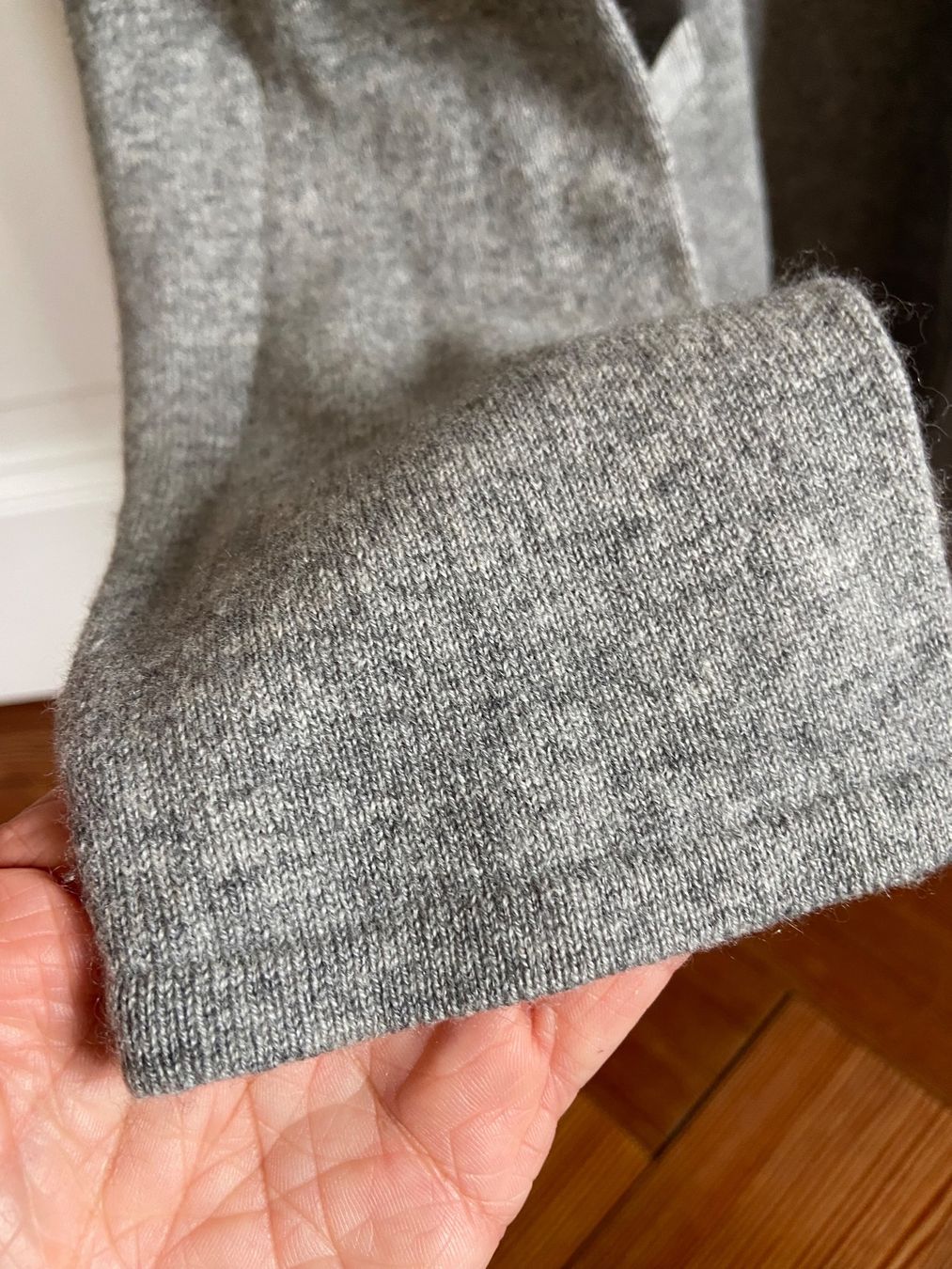 Brunello Cucinelli Giacche: Brunello Cucinelli Cardigan - Kaschmir, hellgrau, Gr. L – Usato da Zürich venduto da Johanna028 6
