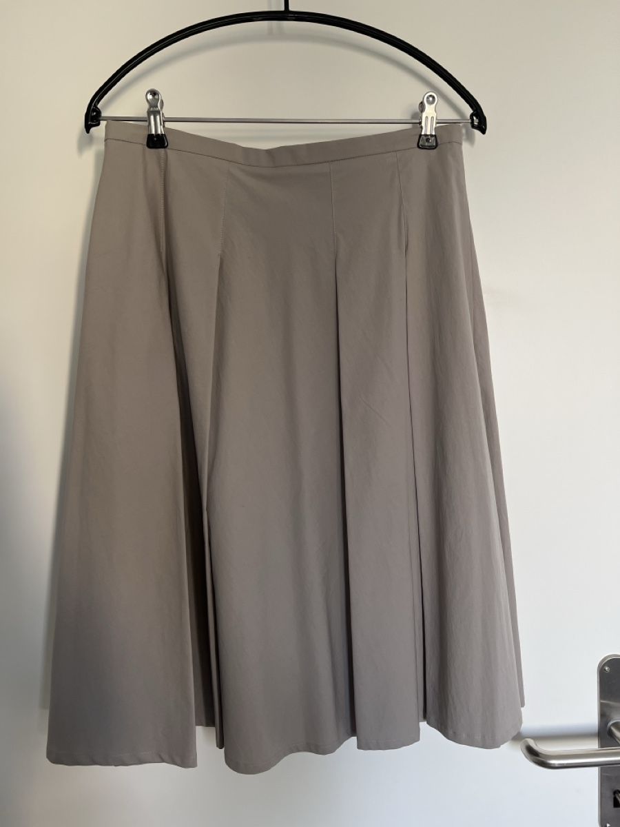 Cappellini Röcke: Cappellini Rock, Gr. 38, Beige, elegant – Gebraucht aus Urtenen-Schönbühl von sab_w22t