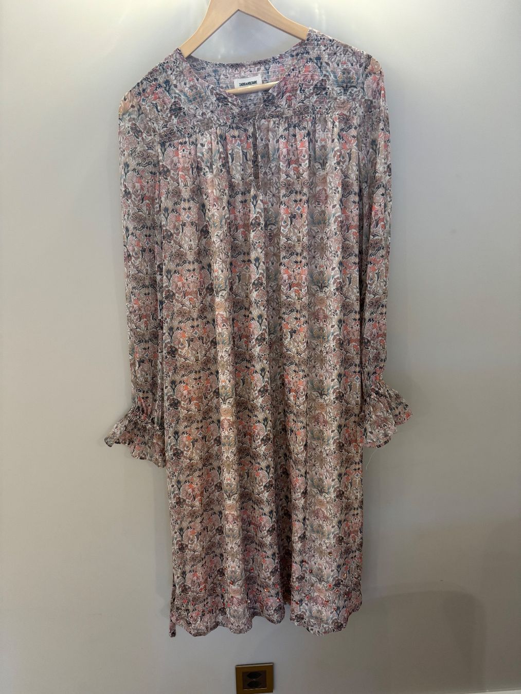 Sandro Kleider: Robe Zadig et Voltaire T36 – Gebraucht aus Conches von chn_hgl6 1