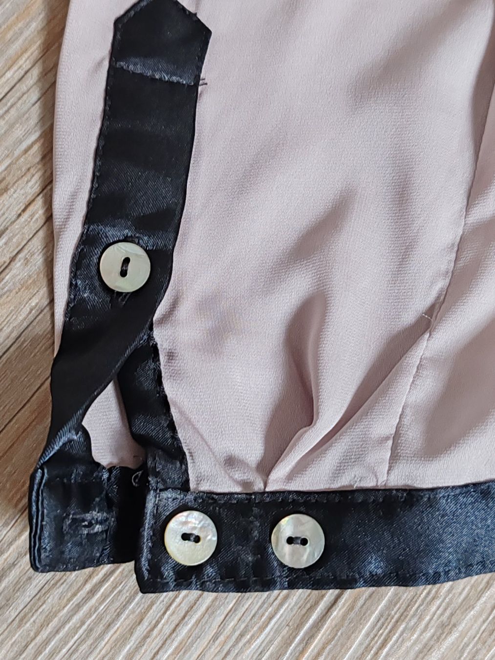 H&M Camicette: Leicht transparente Bluse von H&M – Nuovo (secondo la descrizione) da Egnach venduto da bgdo26 3
