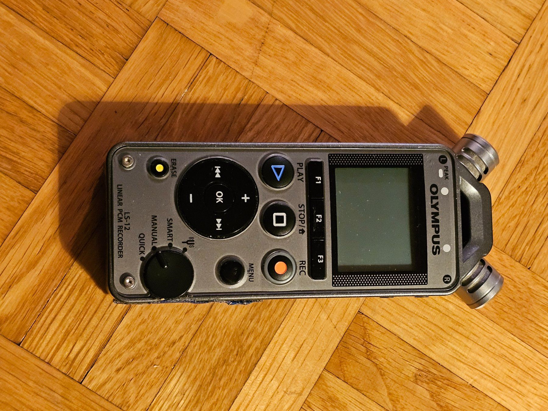 Olympus Registratori: Olympus LS-12 Linear PCM Recorder mit Originalverpackung – Usato da Steinhausen venduto da korniszon 1