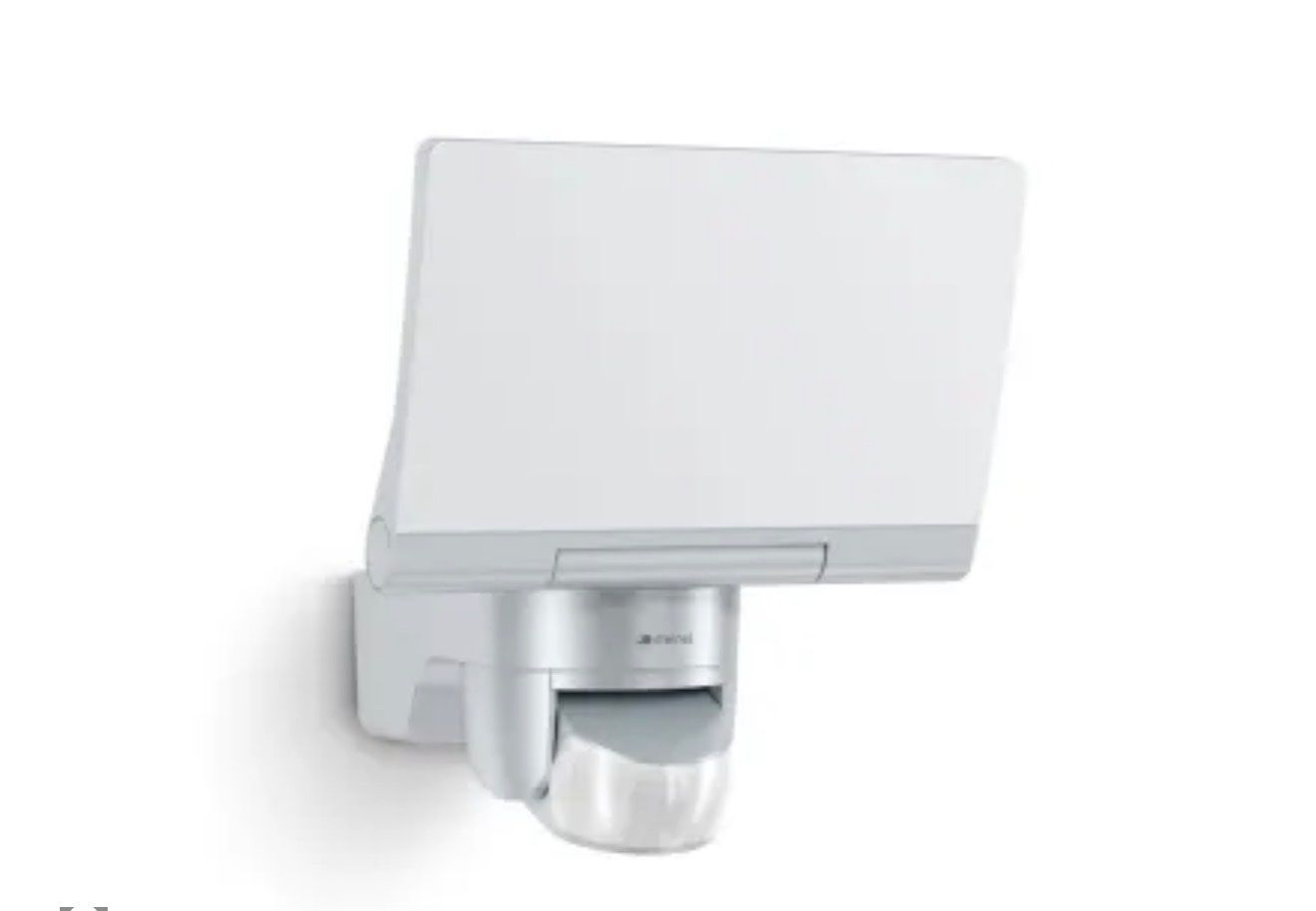 Steinel Lampes: Steinel XLED Home 2 Sensor-Strahler bietet eine Helligkeit – Neuf avec emballage d'origine à Amriswil par JaJa-Express