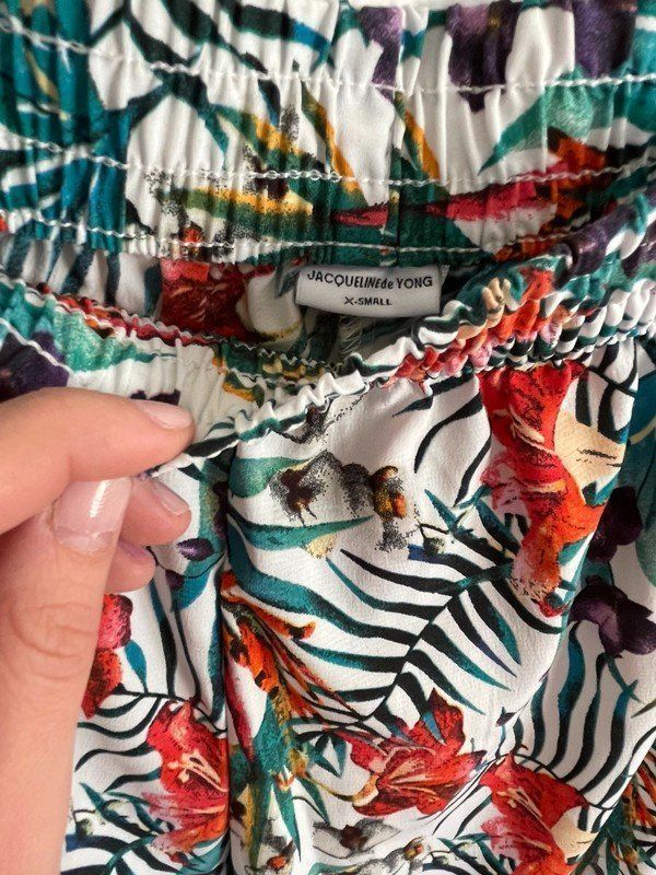 Pantaloni: Sommerhose mit Blumenmuster – Nuovo (secondo la descrizione) da St Gallen venduto da Giidi 4