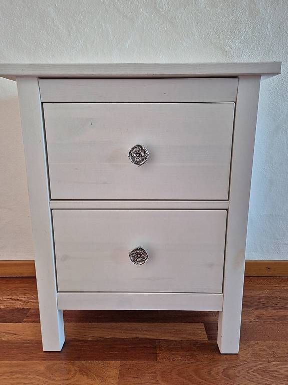 Comodini: Kommode / Nachttisch – Usato da Schneisingen venduto da sil_qb5m 1