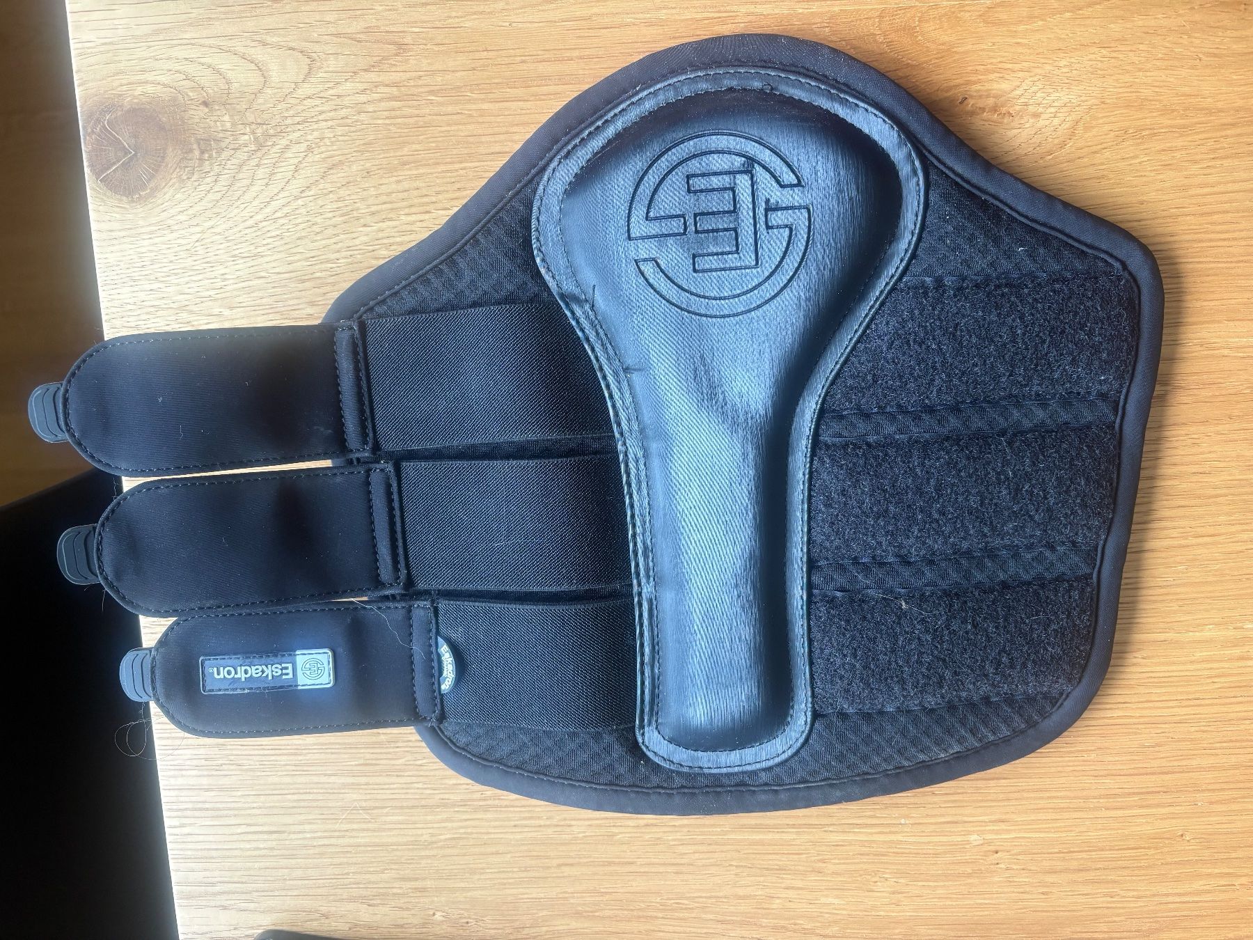 Eskadron Stinchiere & Fasciature: Eskadron Gamaschen Softshell – Usato da Basel venduto da mel_b88b 2