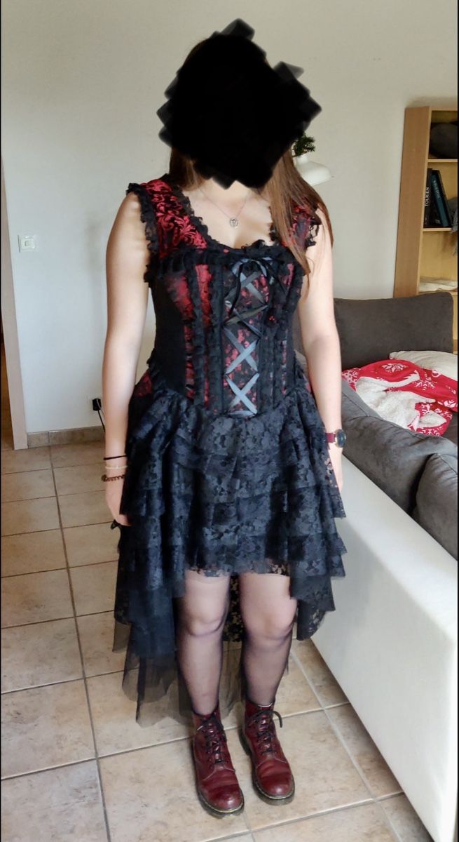 Vestiti: Robe Burleska style gothique – Usato da Founex venduto da Hyrienne 6