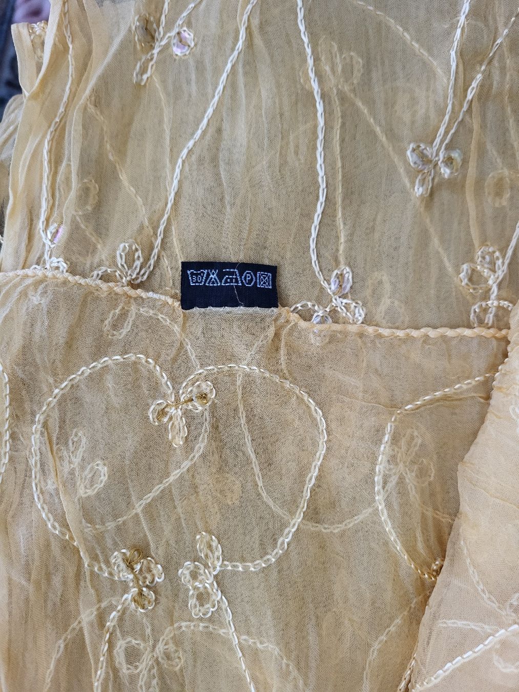 Foulards & écharpes: Damenschal 100 % Viskose – D'occasion à Zweisimmen par Adorable 2