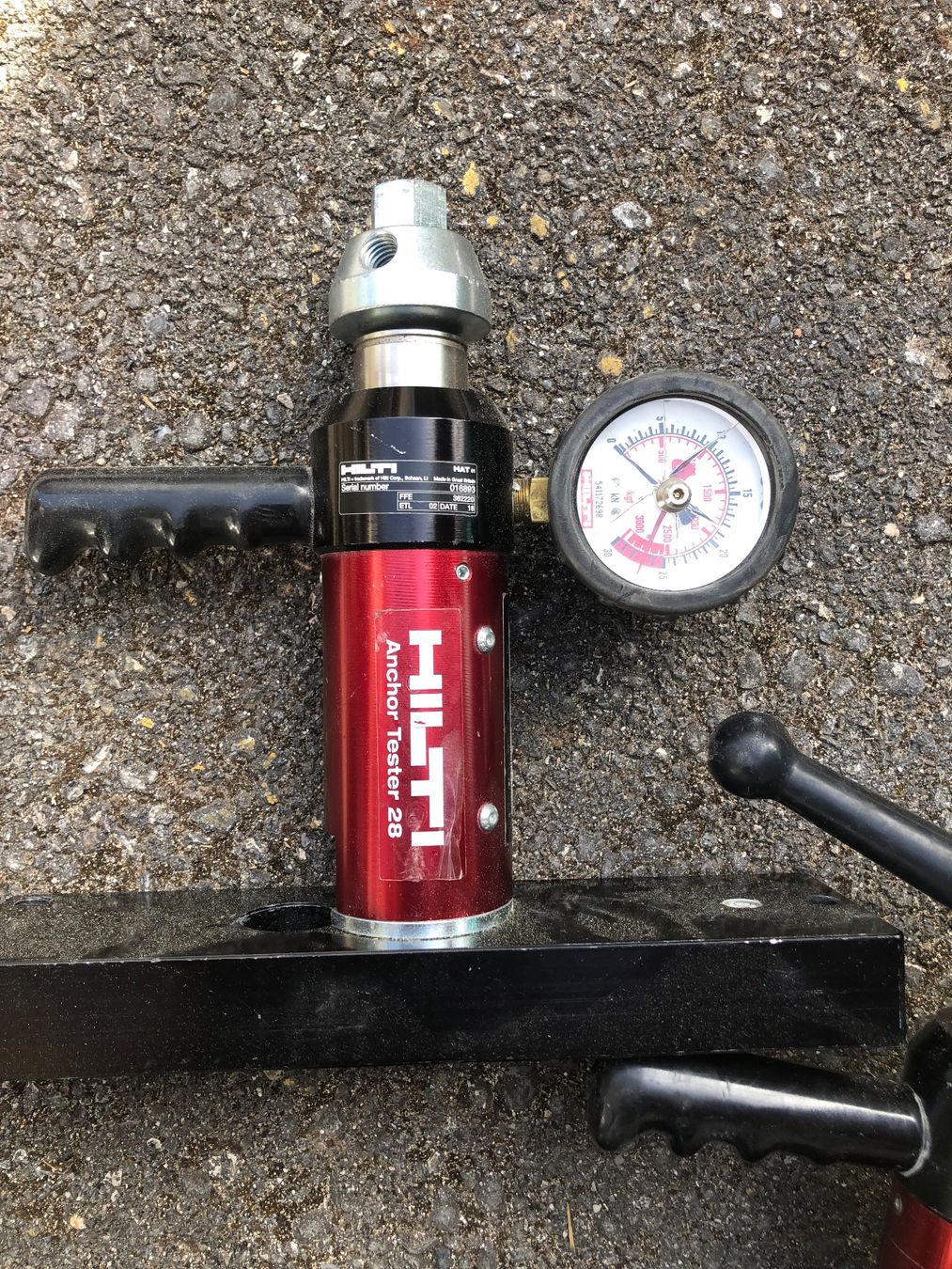 Hilti Misurare: 5 testeurs d’ancrage Hilti – Usato da Chénens venduto da splitsuisse 7