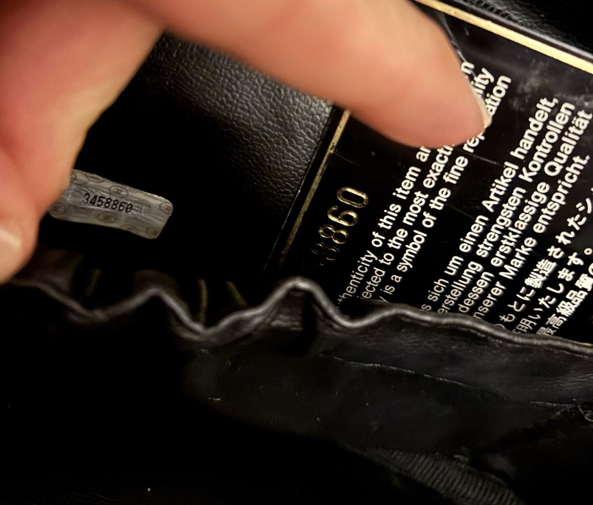 Chanel Custodie per cosmetici: Chanel Vanity Necessaire Leder, schwarz – Usato da St. Gallen venduto da heartbug 7
