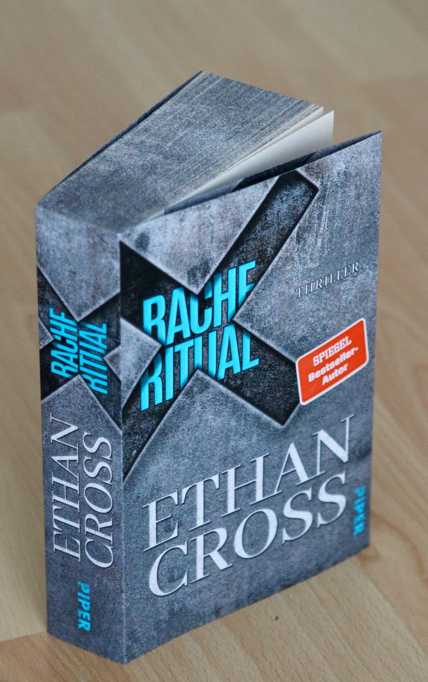 Libri: Ethan Cross: Racheritual - Thriller – Usato da Münchenstein venduto da ribriser