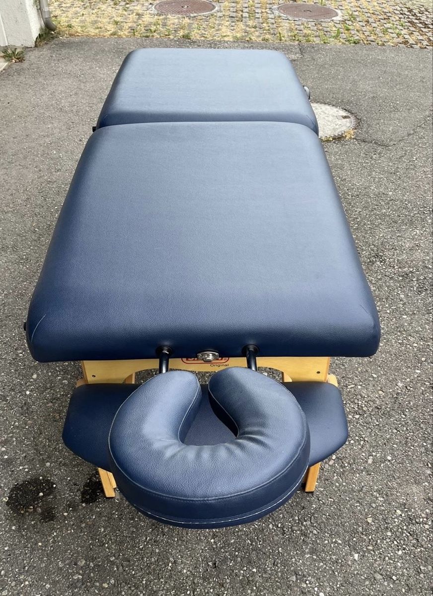 Kosmetik-& Massageliegen: Sissel Koffermassageliege – Gebraucht aus Gerlikon von sruesch 1