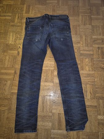 Diesel Belther W31 L32, coupe slim-tapered, parfait pour l'é