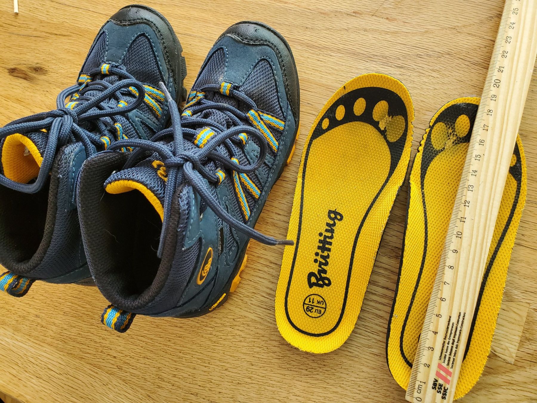 Scarpe per ragazzi: Tolle Wanderschuhe von Brütting 29 – Usato da Näfels venduto da Mila0712 5