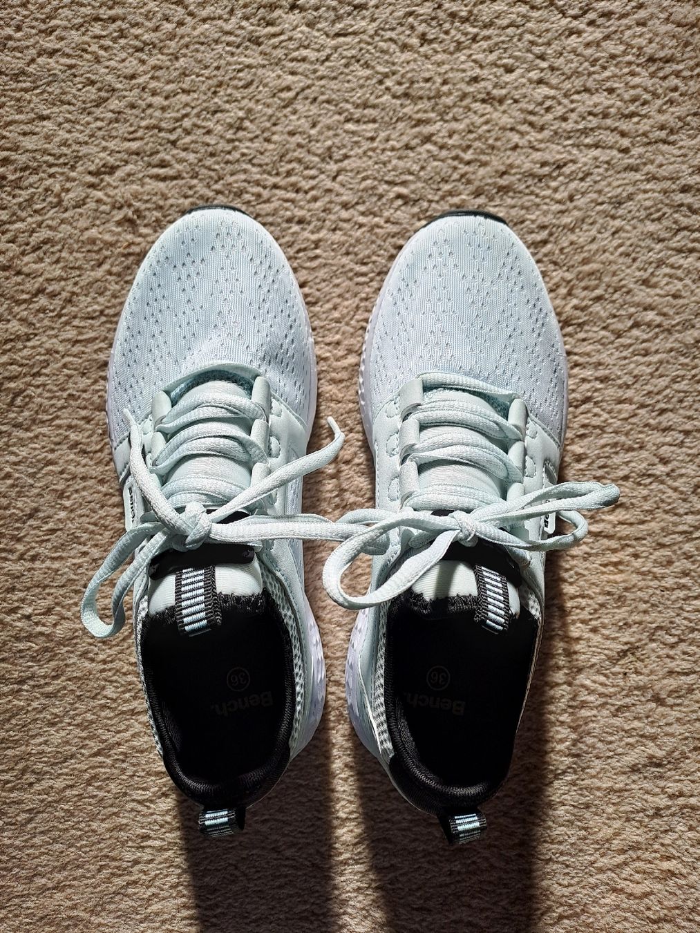 Damenschuhe: Sneaker Gr. 36 Bench – Neu (gemäss Beschreibung) aus Untersiggenthal von Zehni8