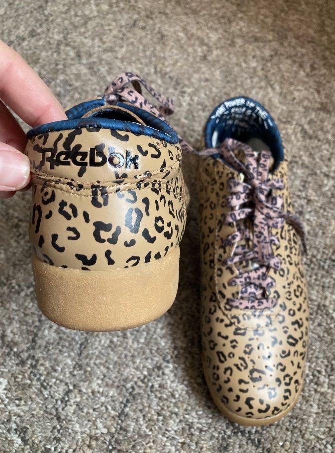 Reebok Scarpe da donna: Cool Reebok Sneakers 38 – Usato da Gümligen venduto da svaud 2