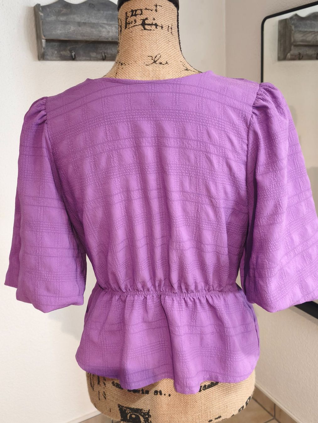 Only Camicette: Bluse lila Grösse S mit Gummizug Taillie – Nuovo (secondo la descrizione) da Emmetten venduto da SecondhandSiska 2