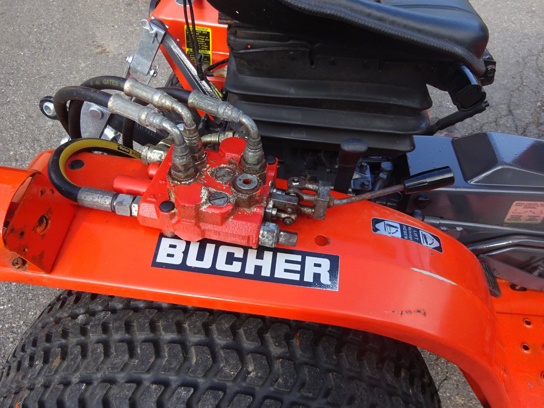 Kubota Trattori: Traktor Kubota B1550HST mit Schneepflug – Usato da Bauma venduto da deutz08 7