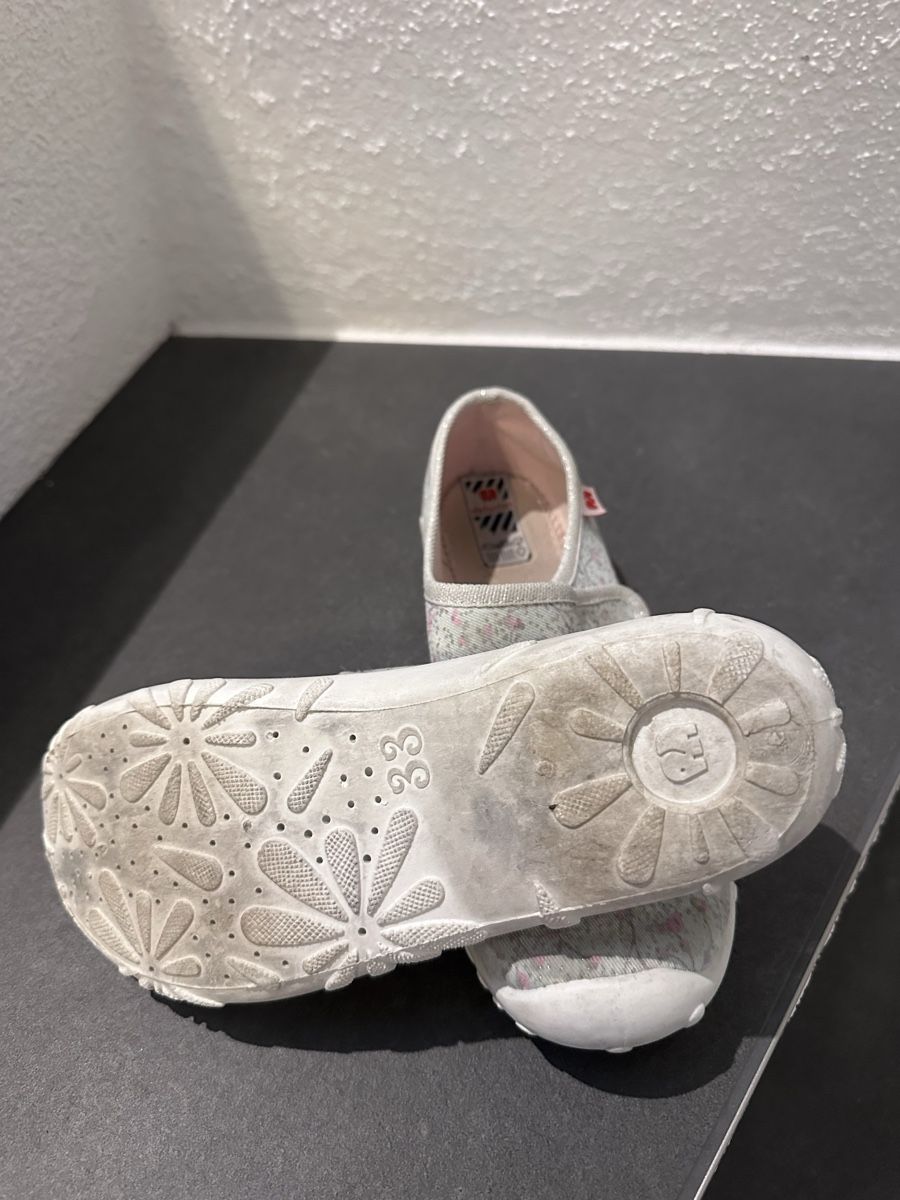 Elefanten Chaussures filles: Finken elefanten Gr.33 – D'occasion à Hausen AG par Martata