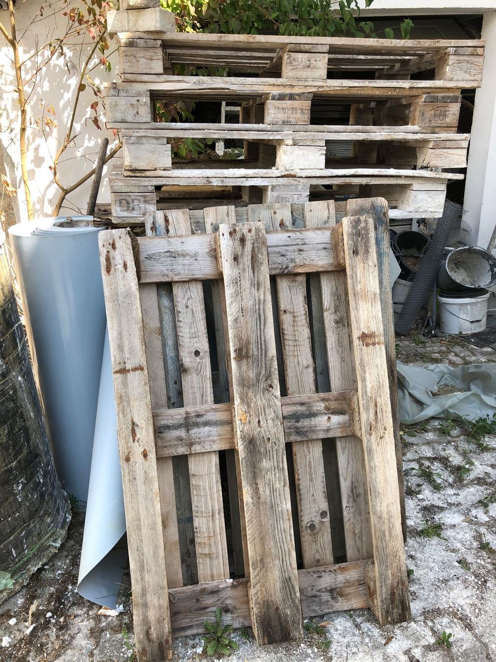 Palettes: Holzpaletten EUR EPAL gebraucht – D'occasion à Laupersdorf par TaBeK1974 1