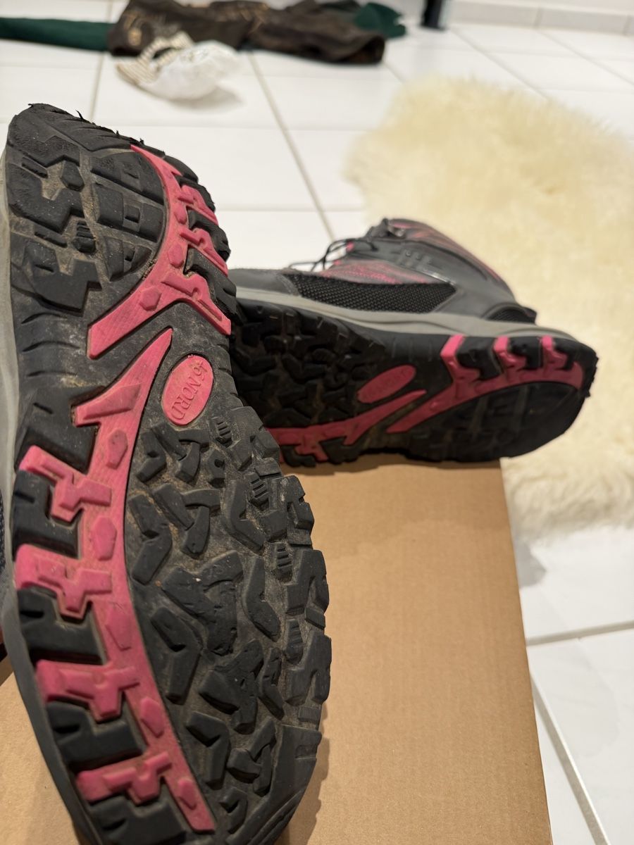 46 Nord Scarpe per ragazze: Wanderschuhe 46 Nord grau pink – Usato da Herrliberg venduto da Mena013 7
