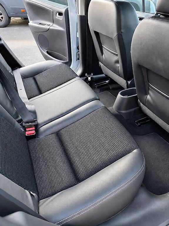 Autos: Peugeot 207 1.6i 120 CV – Gebraucht aus Collombey von qua_lb8f 3