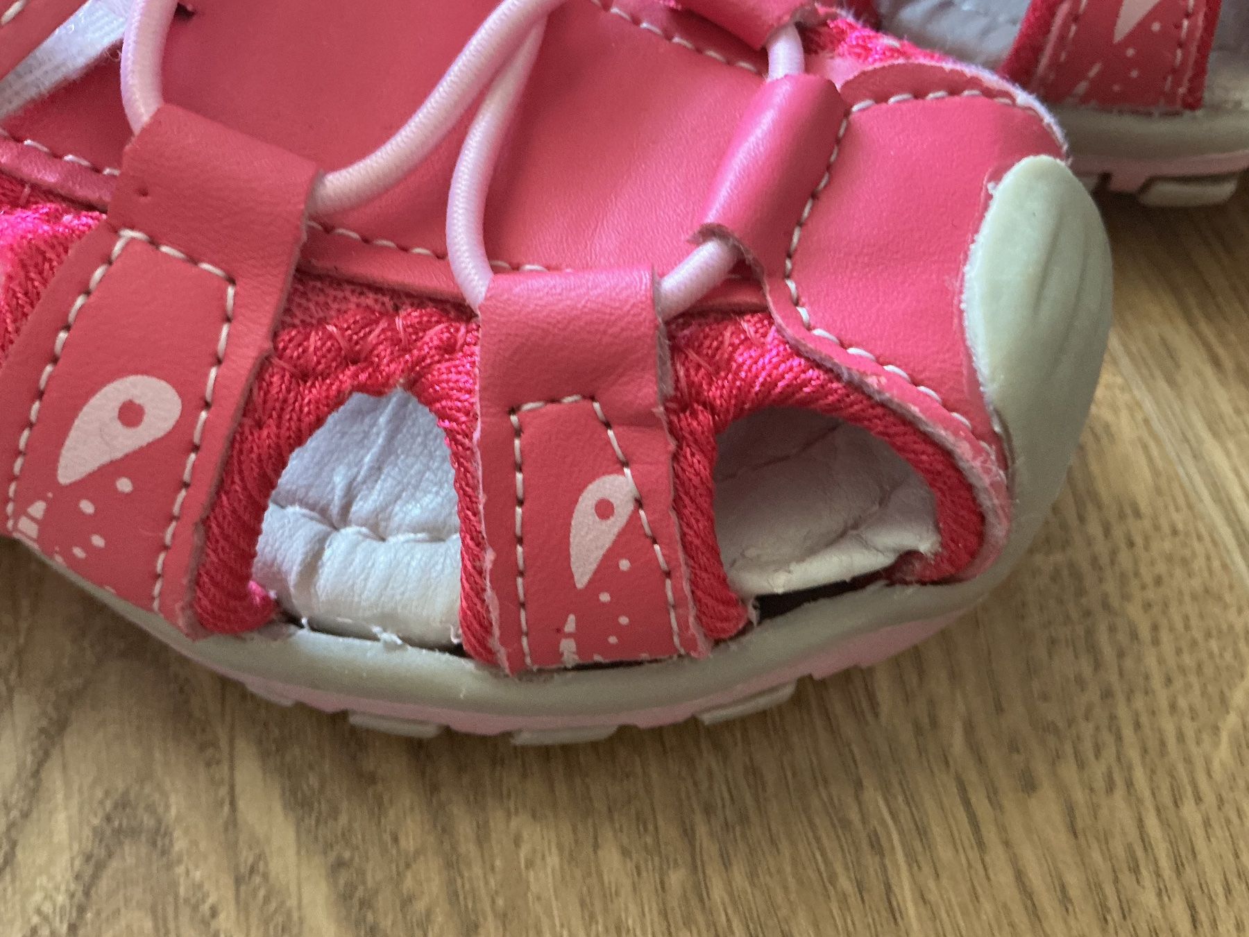 Scarpe per ragazzi: Pink Baby Sandals  23 – Usato da Brugg AG venduto da Magna3 4