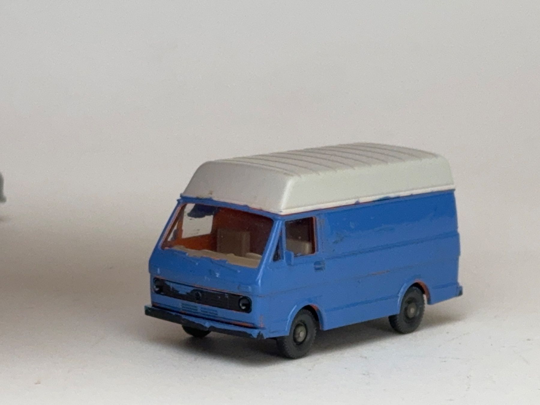 Wiking Modellini d'auto: Wiking VW LT blau angemalt – Usato da Elm venduto da Wikmtz