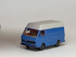 Wiking VW LT blau angemalt