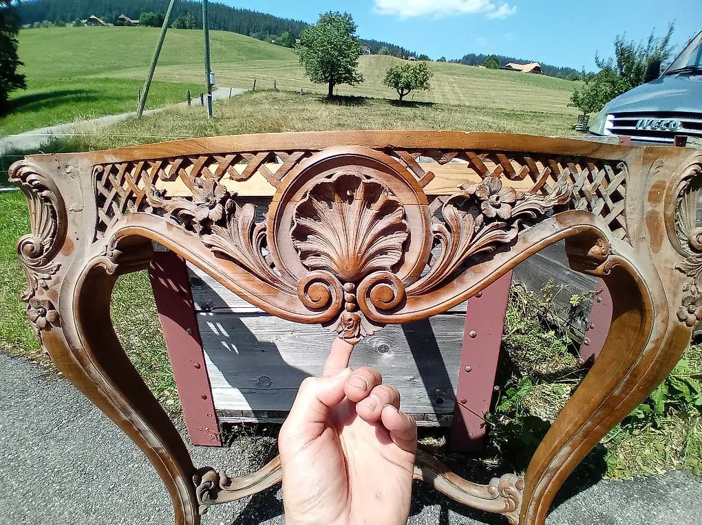 Cassettiere: Spanisches Holz Möbel .... – Usato da Burgistein venduto da Ernte