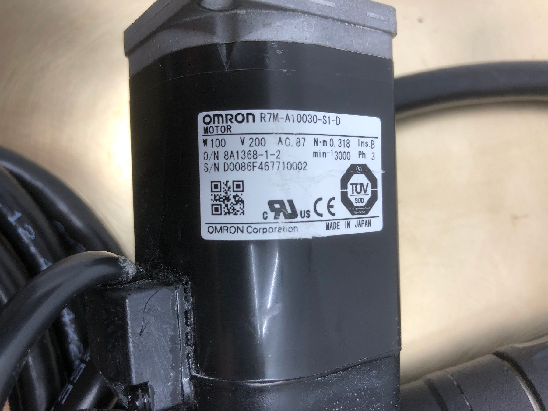 Motori: Omron R7M-A10030-S1-D Servomotor  #2 – Usato da Laufenburg venduto da Sirluger 3