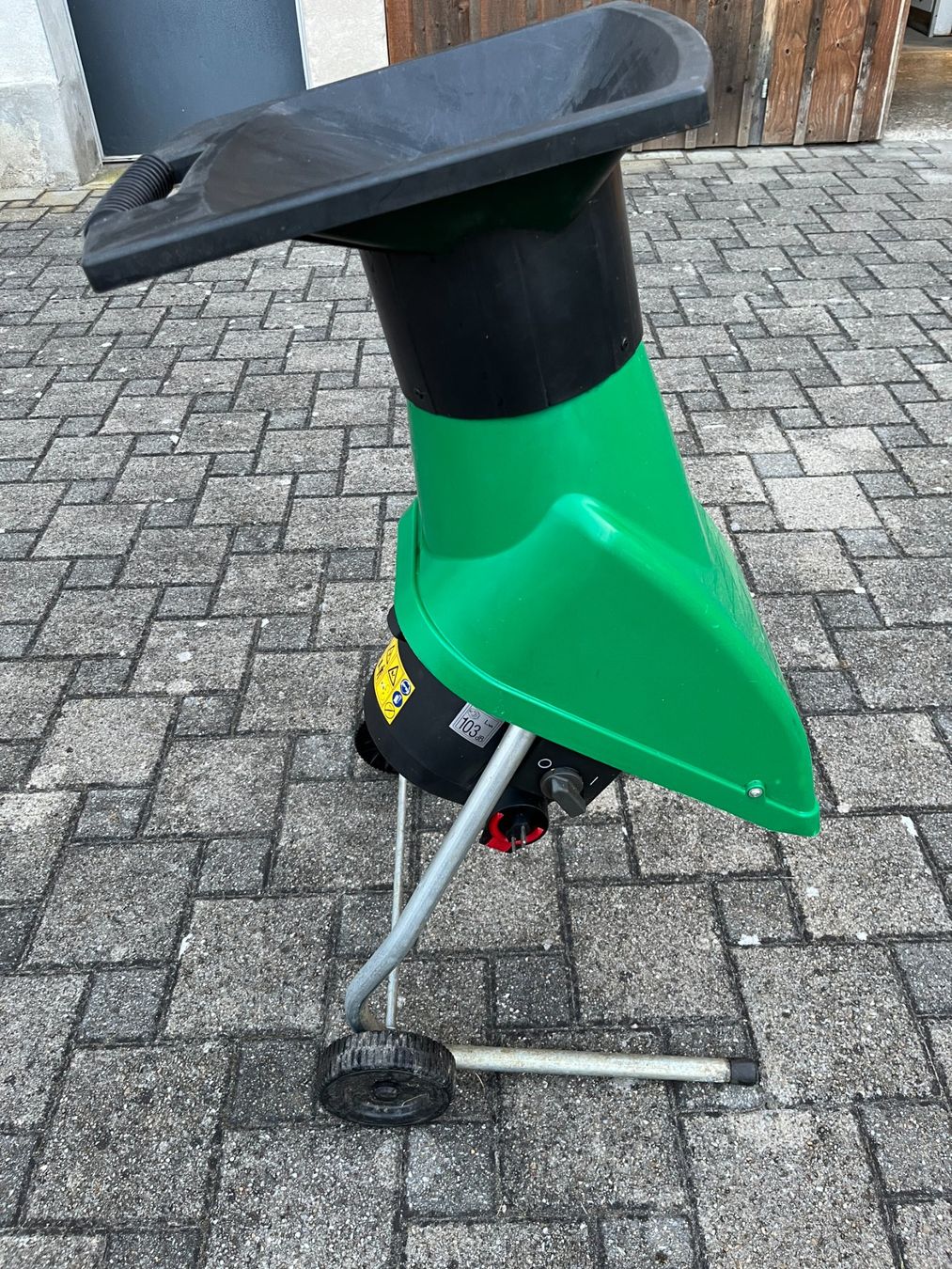 Déchiqueteuse: Gartenhäcksler – D'occasion à Uerkheim par Stegos62 3