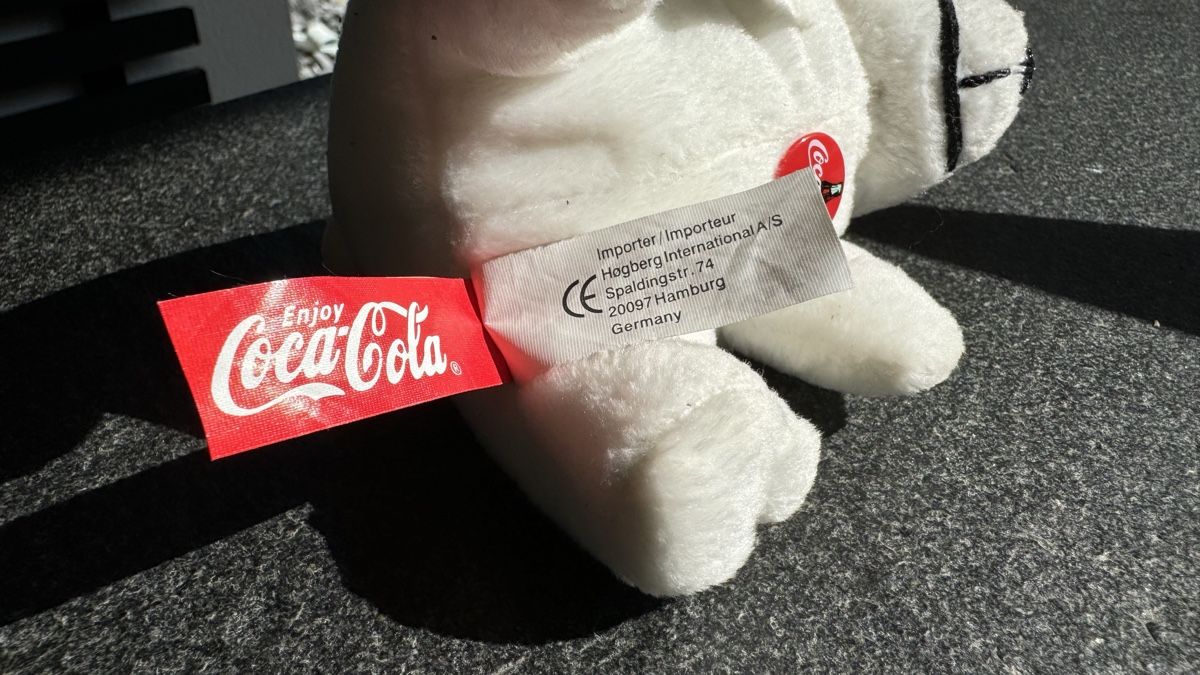 Coca-Cola Jouets: Original Coca-Cola Eisbär Plüschtier mit Etikett – D'occasion à Bassersdorf par coco-loco 2