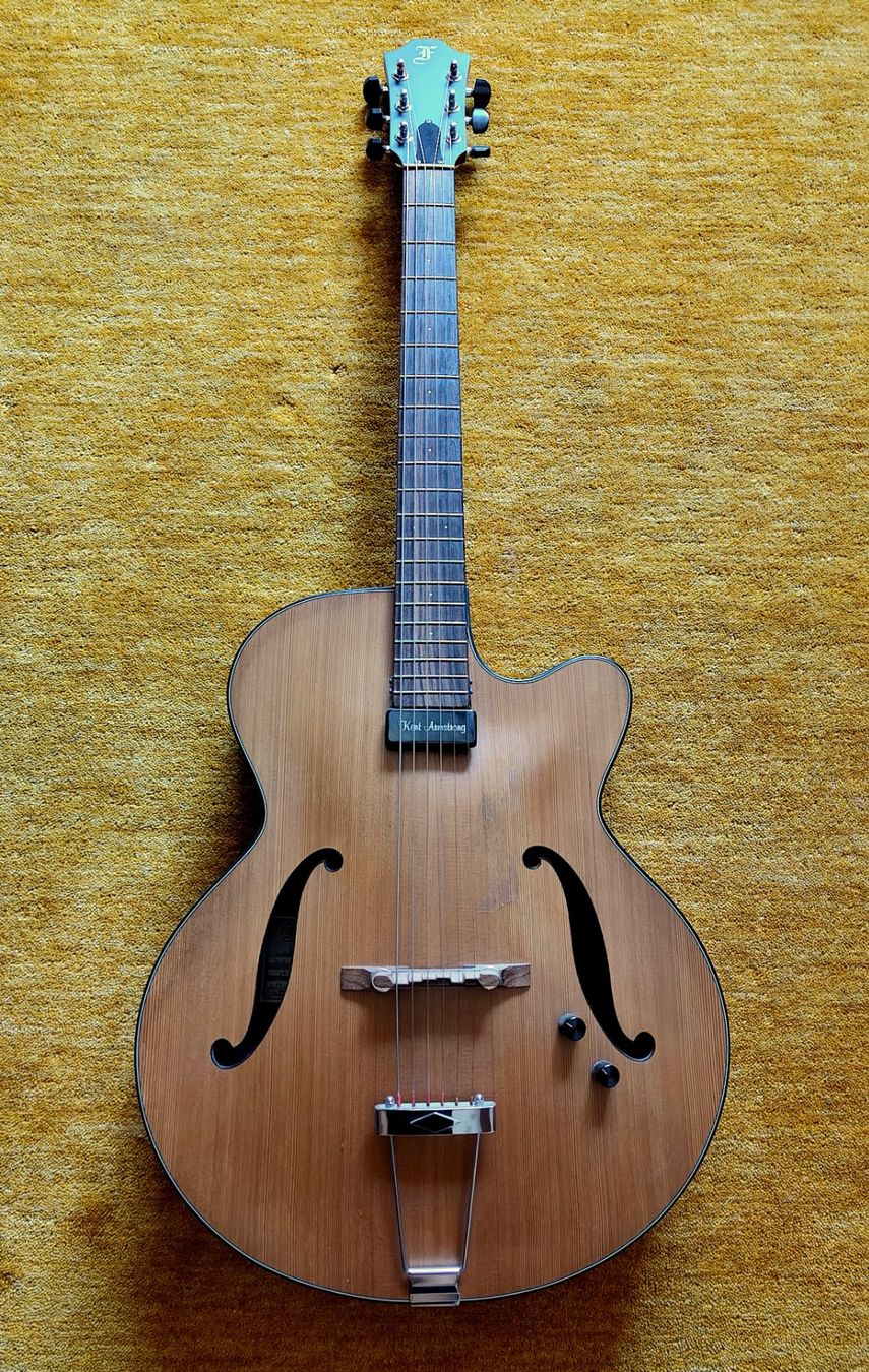 Musikinstrumente: Archtop Gitarre – Gebraucht aus Bremgarten AG von FNorie