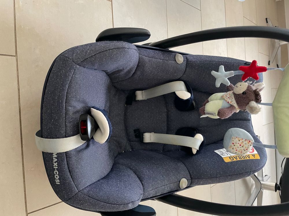 Maxi Cosi Pebble Pro inkl. Neugeborenen Aufsatz und Mobile Kaufen