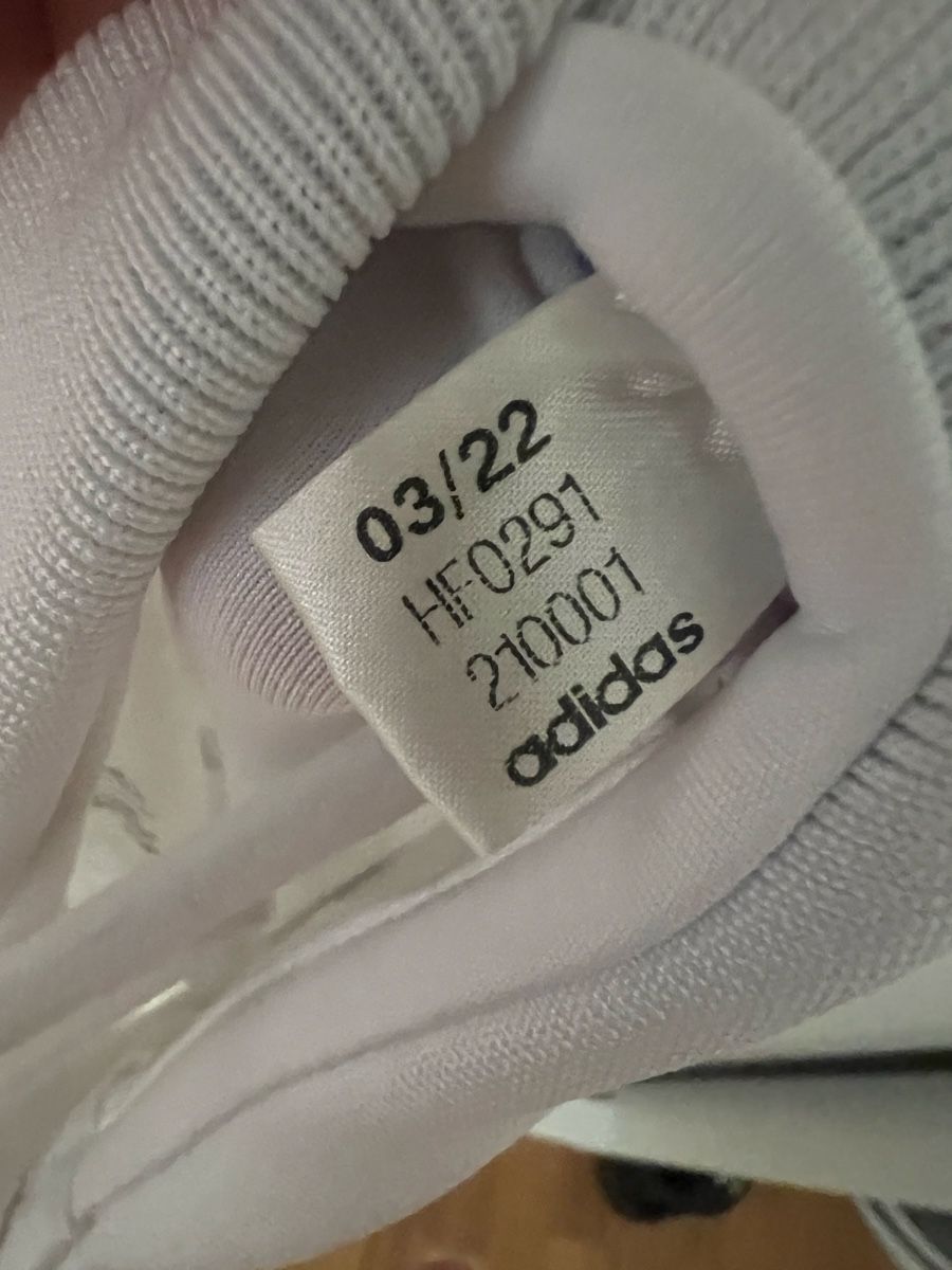 Canottiere & Pantaloni: Original Real Madrid Trikot Vini Jr – Nuovo (secondo la descrizione) da Beinwil am See venduto da justin.. 2