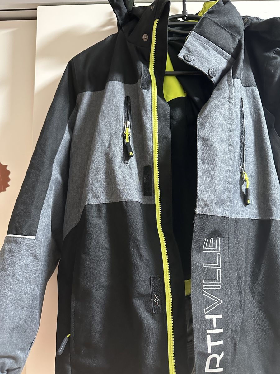 C&A Giacche & Cappotti: Northville Winterjacke / Ski Jacke – Nuovo (secondo la descrizione) da Oberurnen venduto da nes_8xqt 1